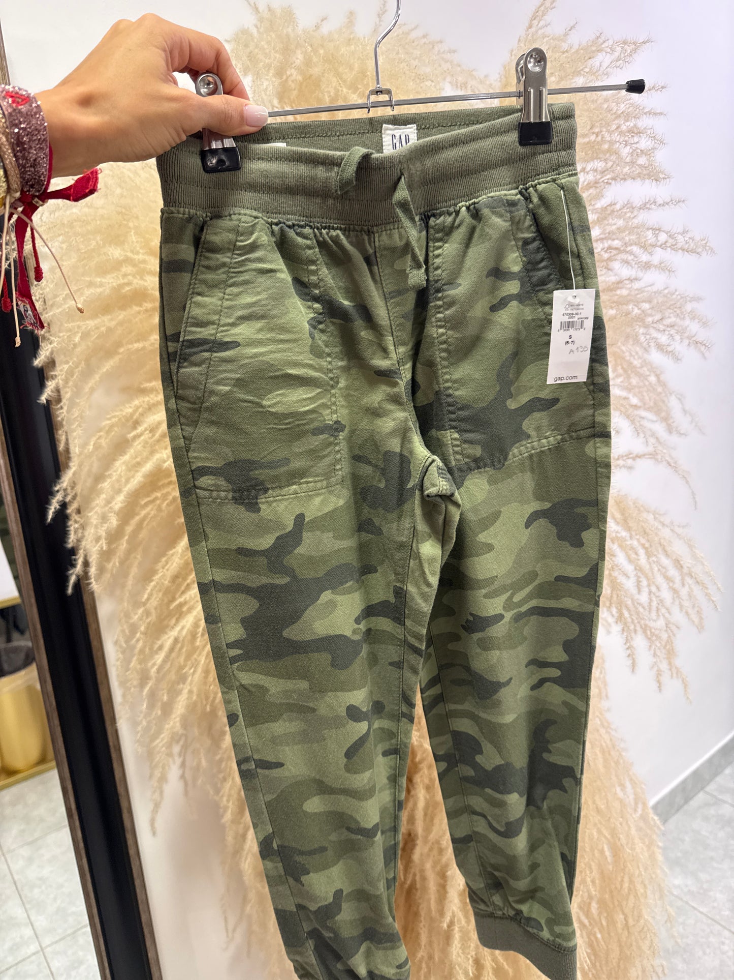 Jogger camuflajeado niño
