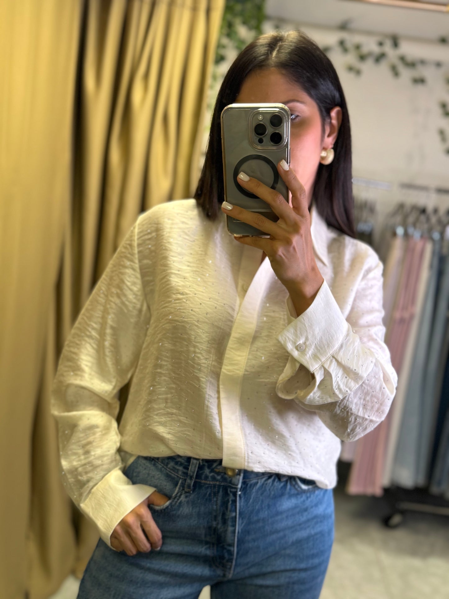 Blusa de Seda blanca con Brillos