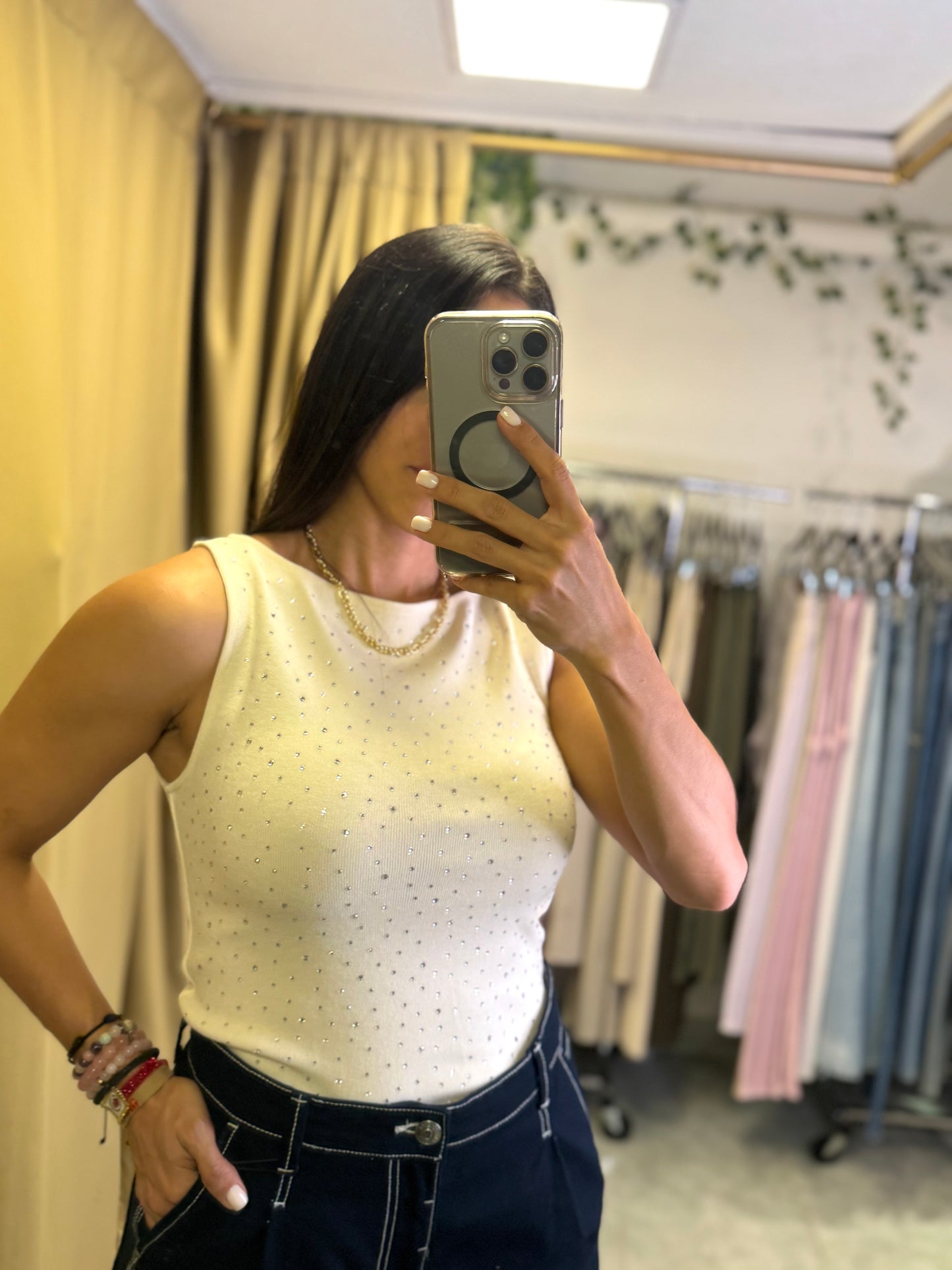 Top Beige Brillos