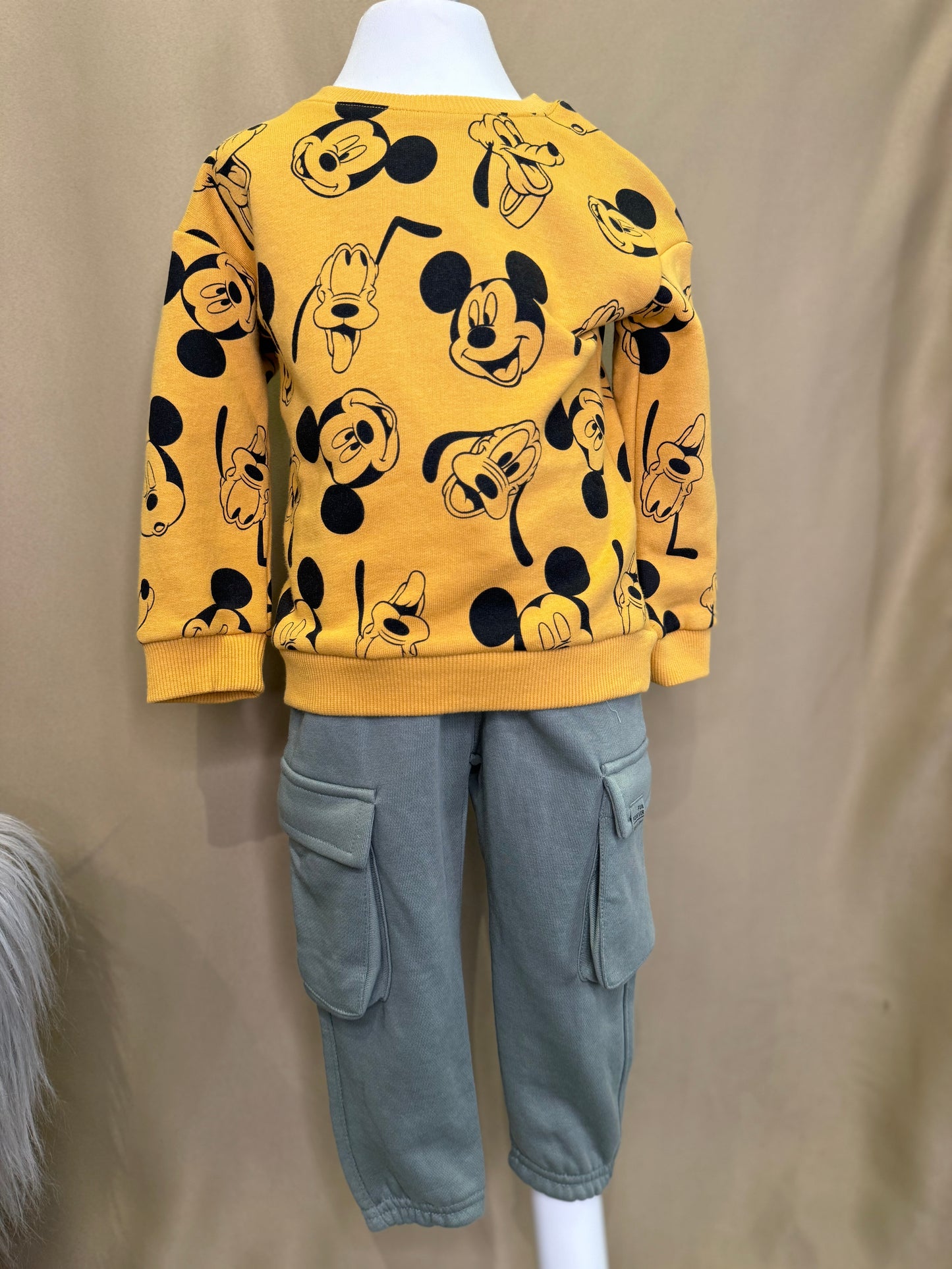 Sweater mickey niño