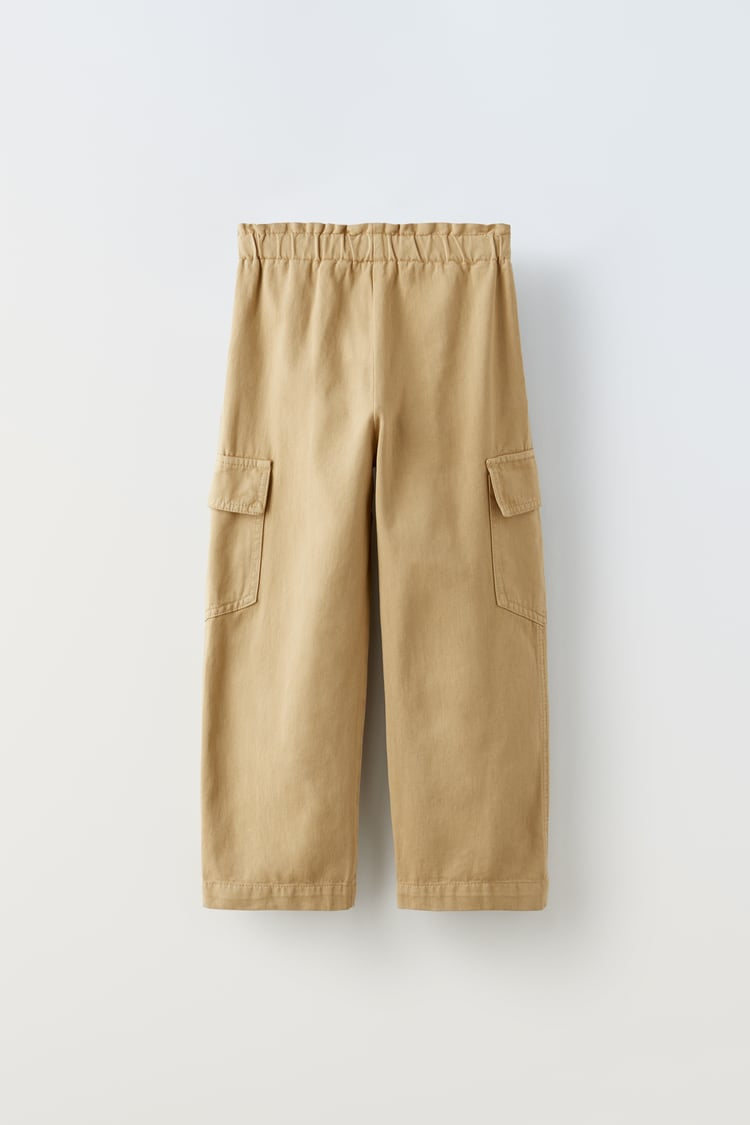 Pantalón cargo de pinzas beige niña